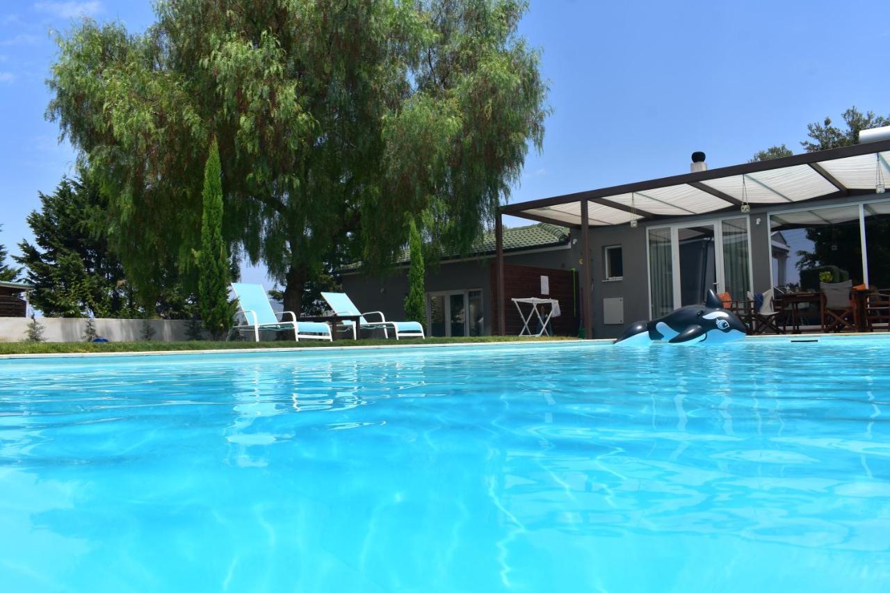 Pool Guesthouse Corinto Exterior foto