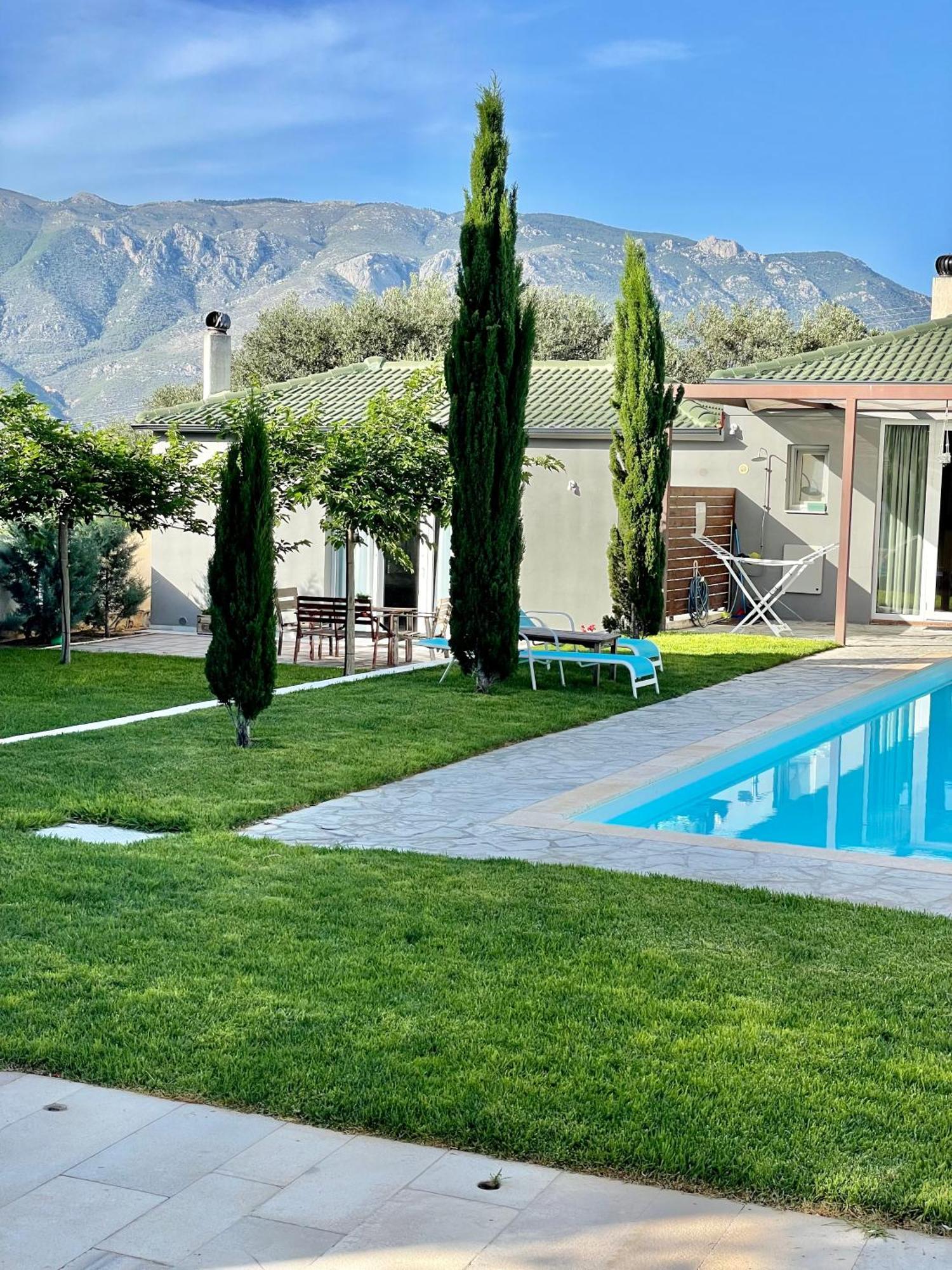 Pool Guesthouse Corinto Exterior foto